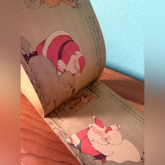 Santa's Crash-Bang Christmas by Steven Kroll 1977 Paperback 7x9” - Picture 4 of 6